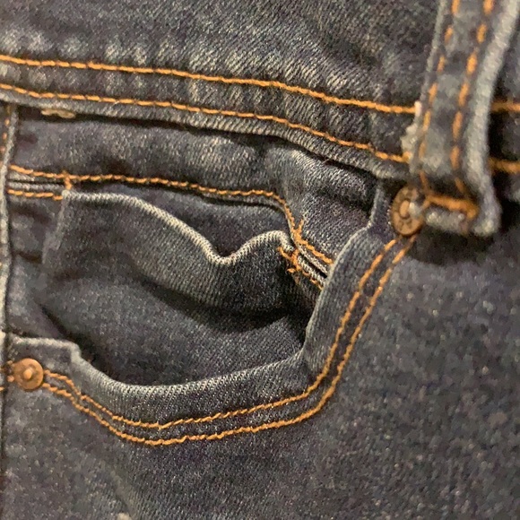 Cute Three Button Wax Jeans - Picture 4 of 11